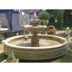Zahradní fontána leknín s kašnou